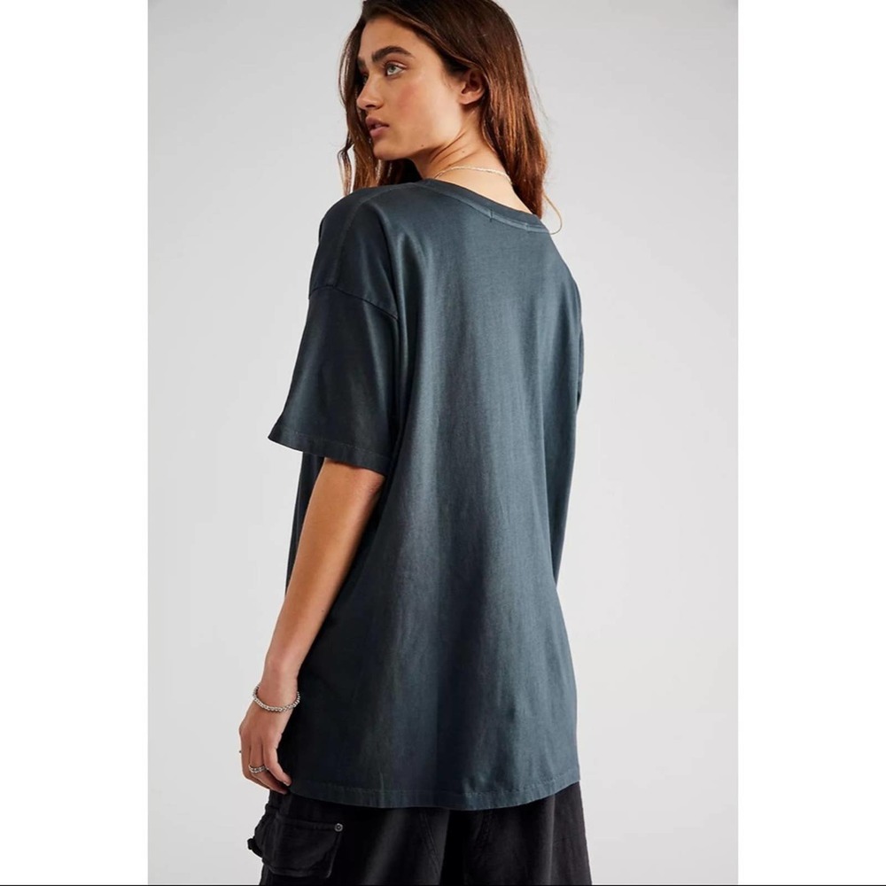 NEW Free People x Daydreamer The Girl With The Kaleidoscope Merch Tee - Picture 3 of 13